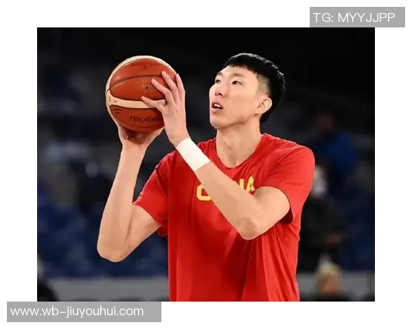 狂砍双20的周琦!三年前的“罪人”如今的男篮支柱 狂砍双20的周琦!三年前的“罪人”如今的男篮支柱